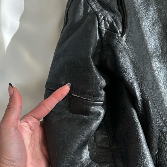 VINTAGE 1980s Black Genuine Leather Biker Jacket Moto Streetwear ~Rare! SZ 46 - Picture 8 of 16